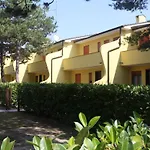 Cozy Flat With Garden And Swimming Pools-beahost דירה *