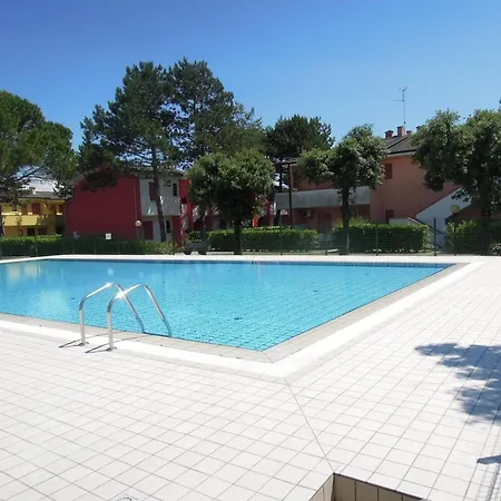 Appartement Cozy Flat With Garden And Swimming Pools-beahost Bibione