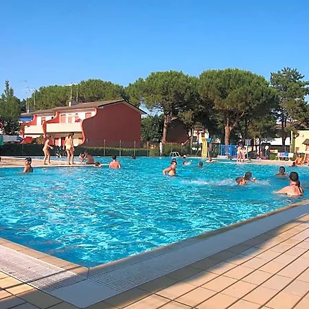 Cozy Flat With Garden And Swimming Pools-beahost * بيبيوني