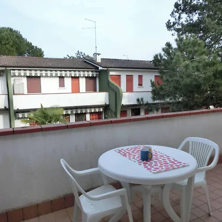 Appartamento Cozy Flat With Garden And Swimming Pools-beahost Bibione