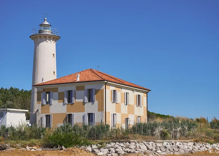 Cozy Flat With Garden And Swimming Pools-beahost